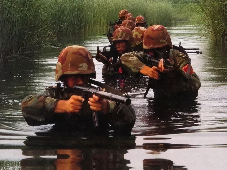 一位轉(zhuǎn)業(yè)后的特種兵，辦農(nóng)場種瓜菜，靠1個優(yōu)點(diǎn)，年賺200萬